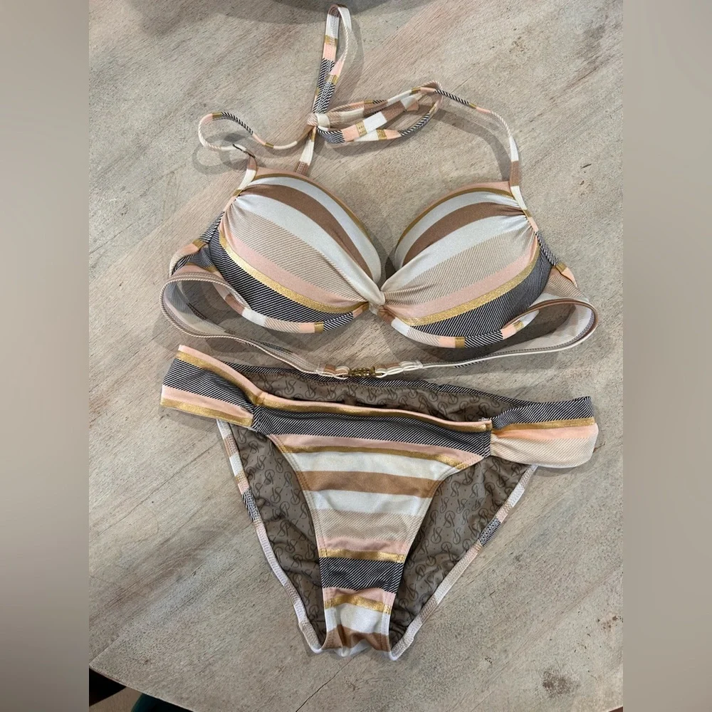 NWOT 💕💛 Gold Metallic & Pink Multicolor Striped Bikini Gold Hardware
